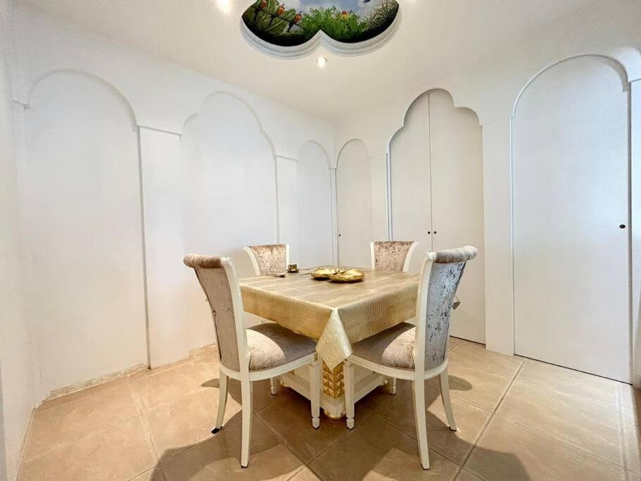 Luxurious Apartment In The Center Of Bryssel Exteriör bild
